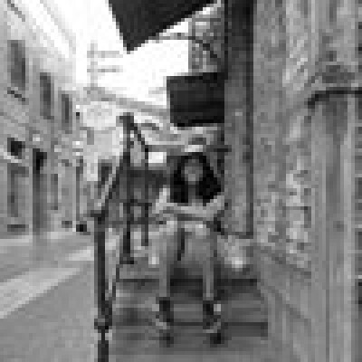 Vasudha  zoekt een Kamer in Den Haag