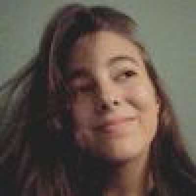 Rosie is looking for a Room / Studio / Apartment / Rental Property in Den Haag