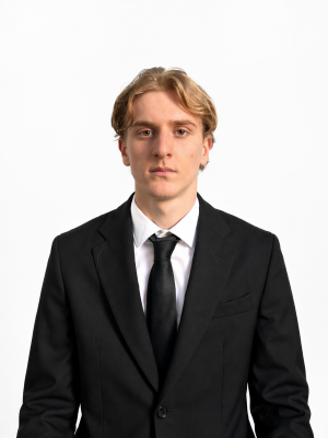 Gabriel  is looking for a Room / Studio / Apartment in Den Haag
