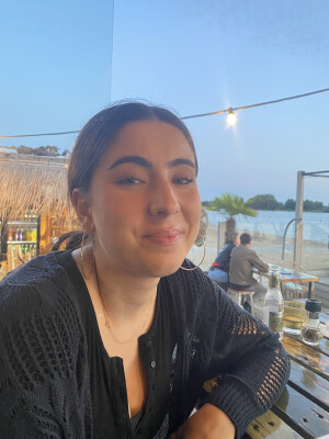 Dunya is looking for a Room / Studio / Apartment / Rental Property in Den Haag
