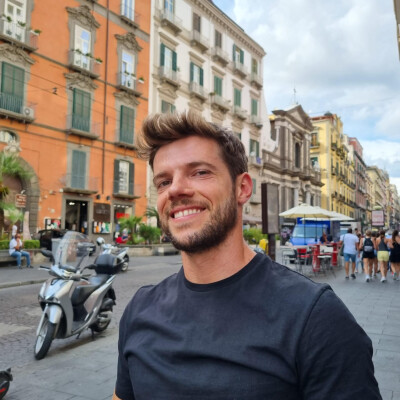 João is looking for a Room / Studio / Apartment in Den Haag