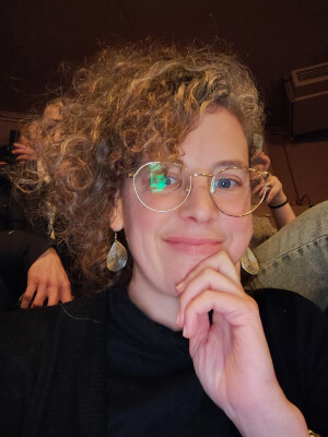 Lara zoekt een Kamer / Studio / Appartement / Huurwoning in Den Haag