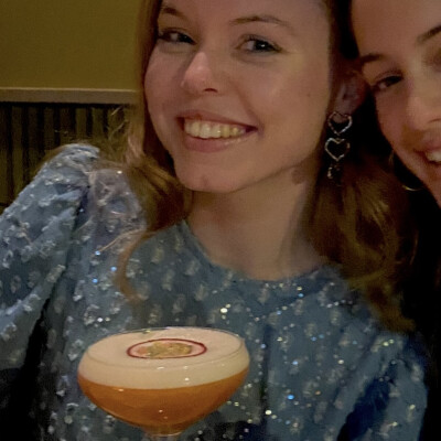 Anniek zoekt een Kamer / Studio in Den Haag