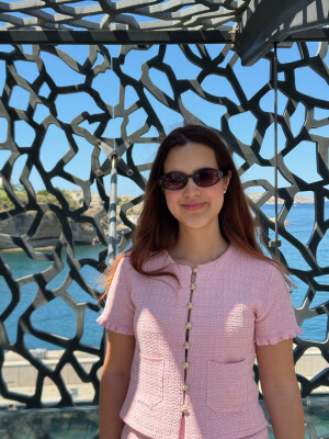 Sarah zoekt een Kamer / Studio in Den Haag